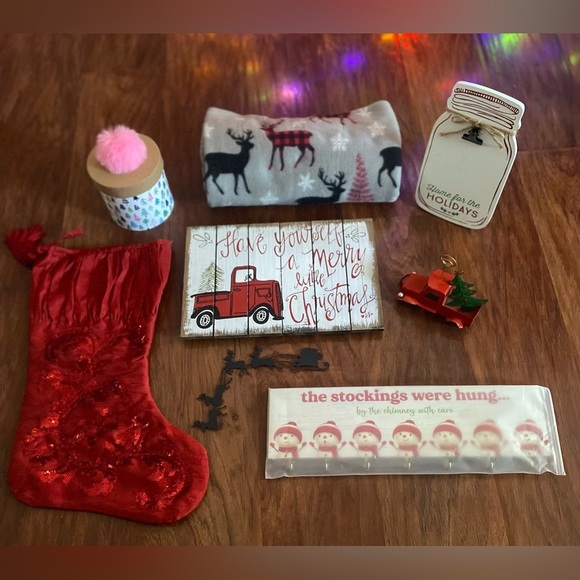 Other - Christmas Decor/Decoration/Gift Bundle